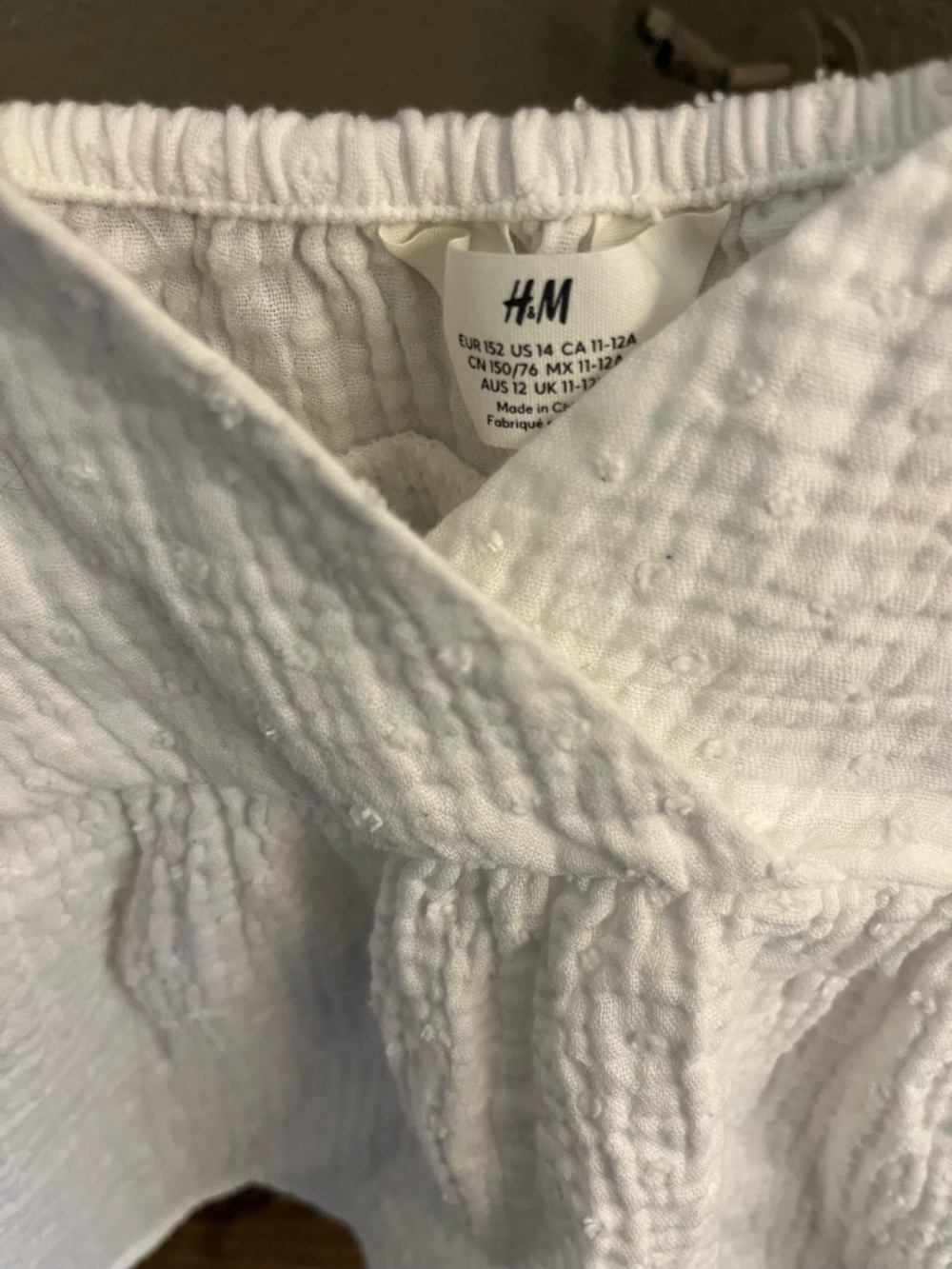 H&M White Textured Peplum Cami Top - Picture 2 of 3